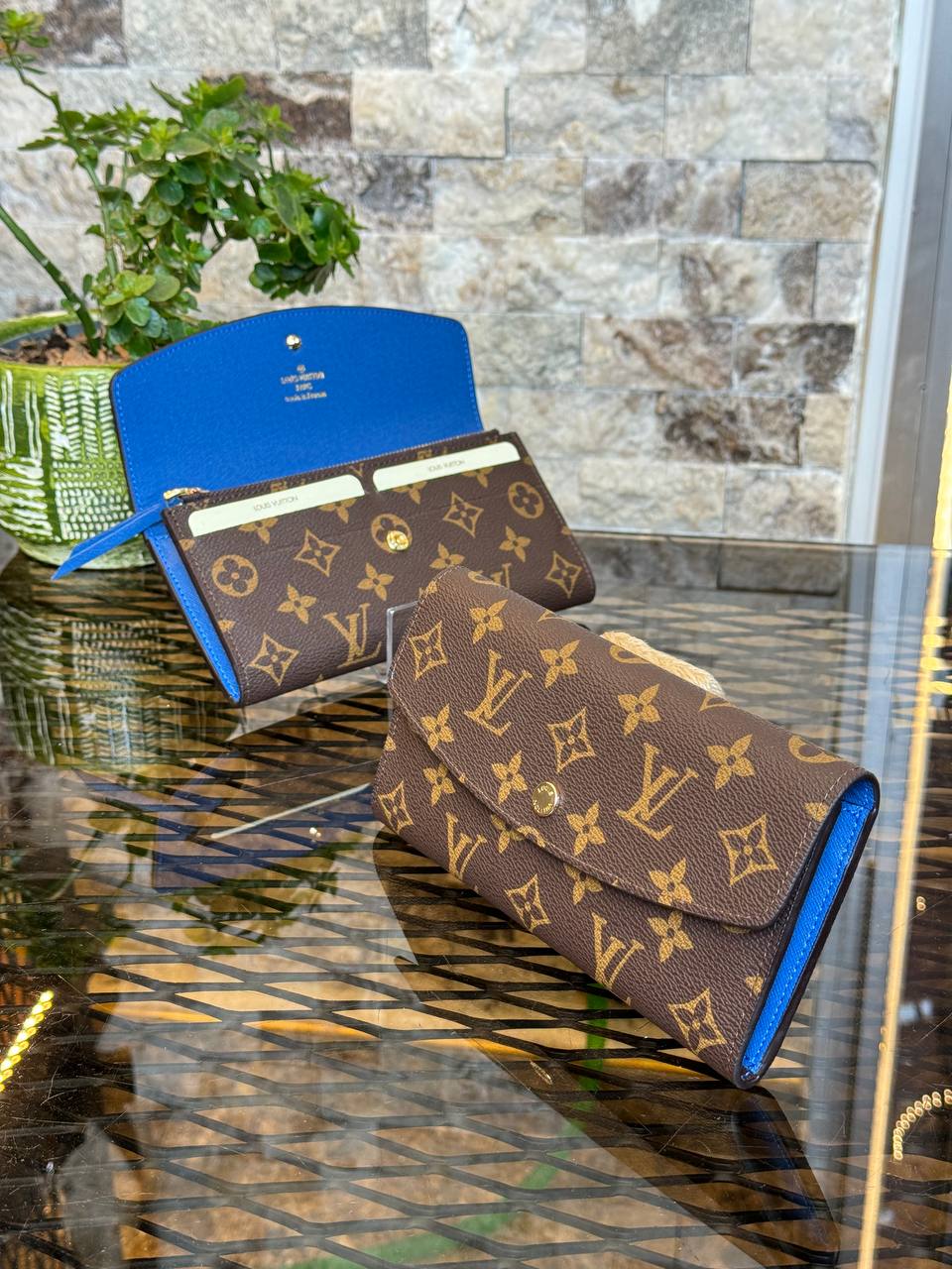 L - Leather Wallet (Blue)