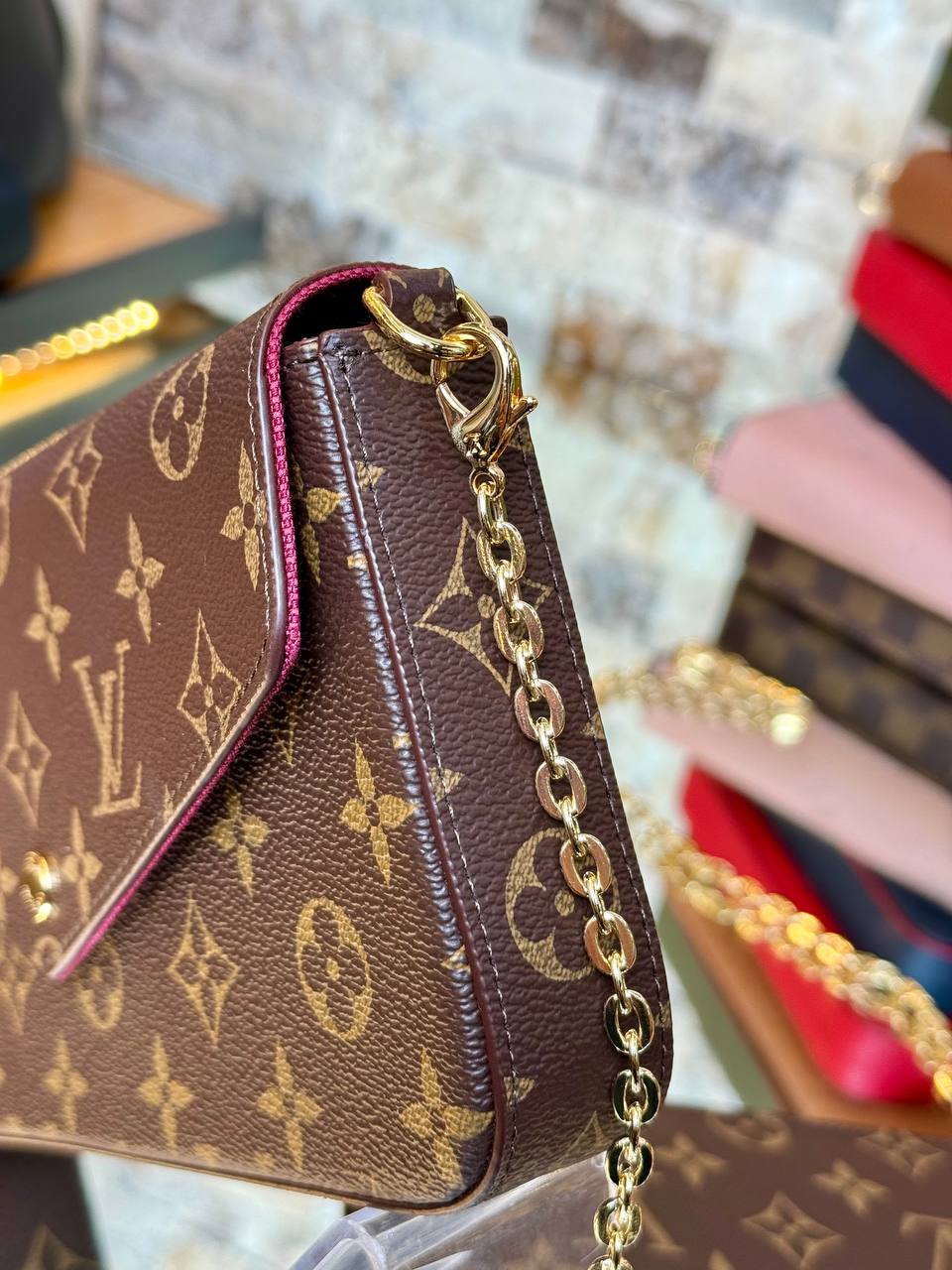 P- Portefeuille Fellice en cuir