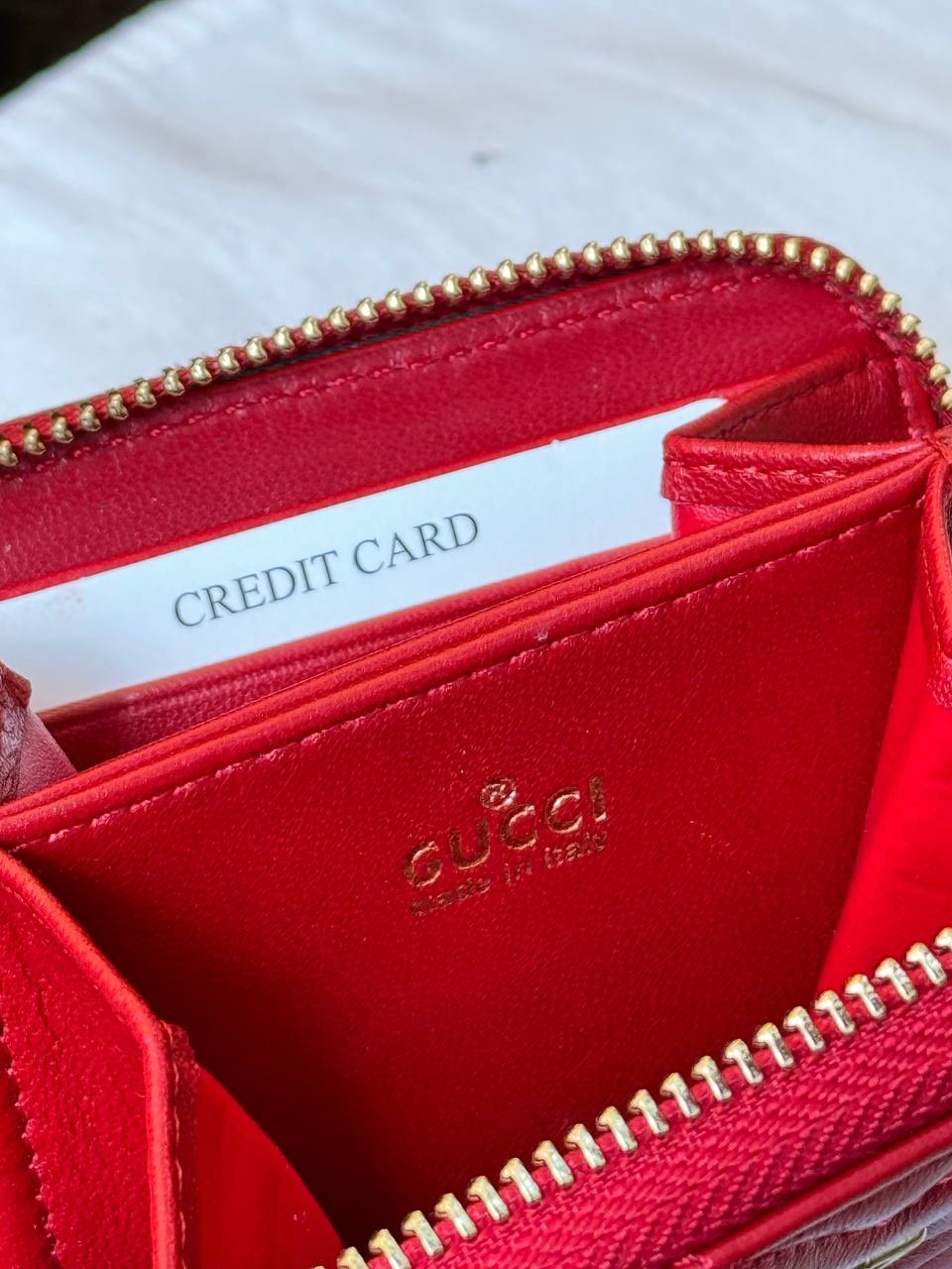 Mini portefeuille zippé en cuir (rouge)