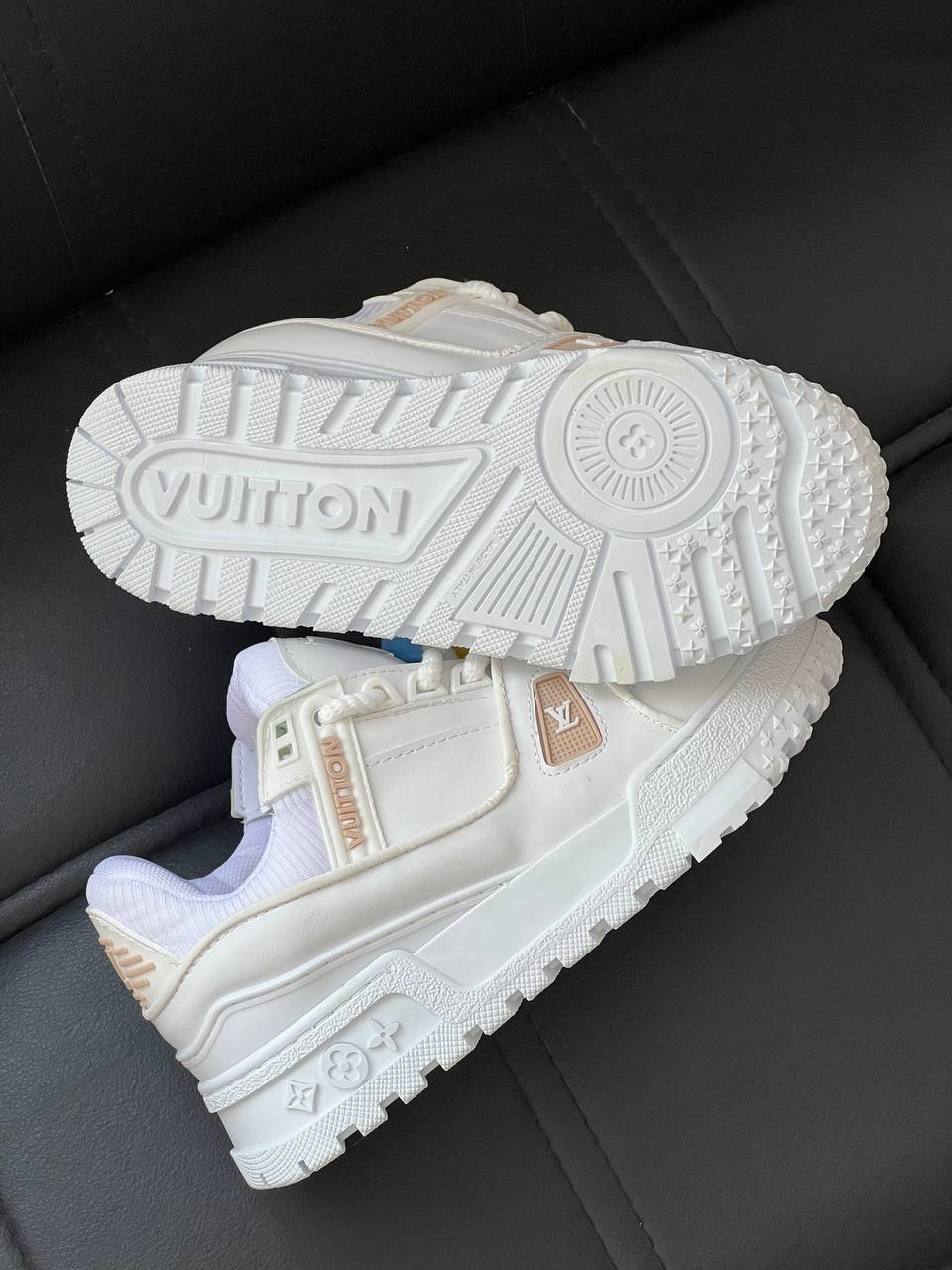 Chaussure blanche