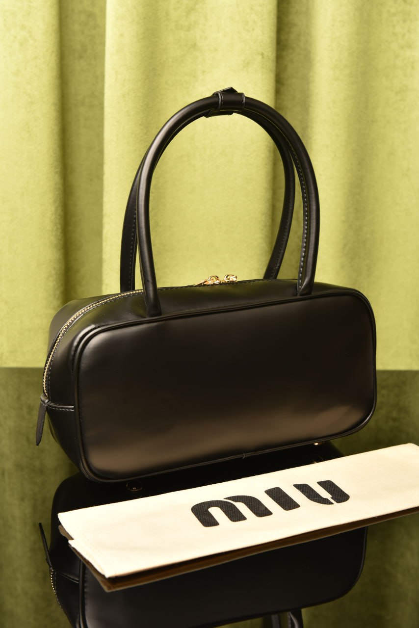 MM - Beuteltasche aus Leder