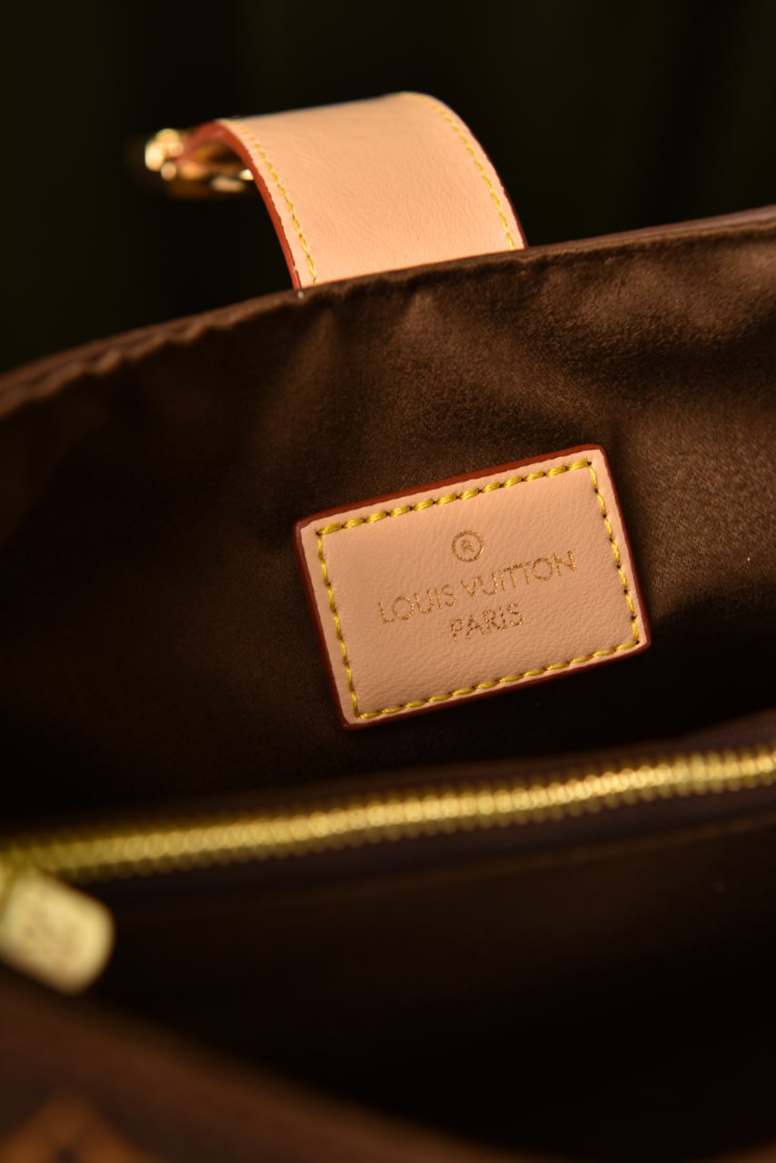 Low Key Shoulder Bag