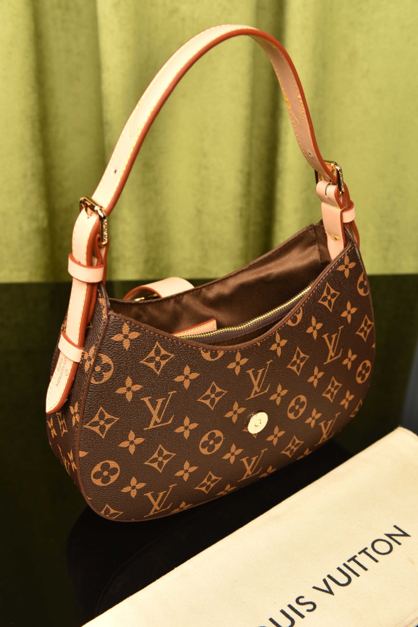 Low Key Shoulder Bag