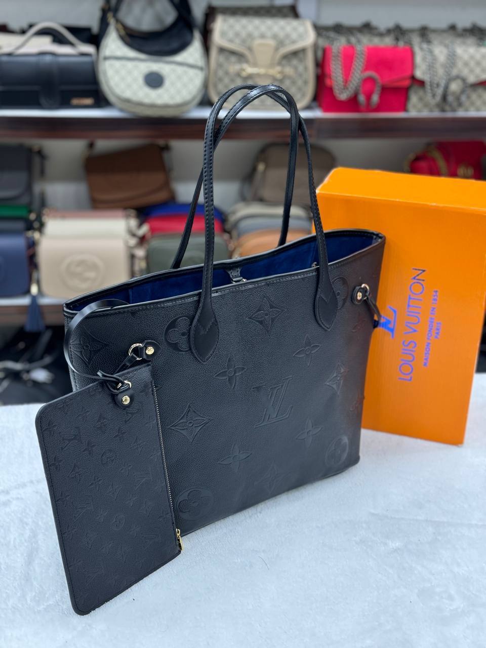 Neverfull (Black)