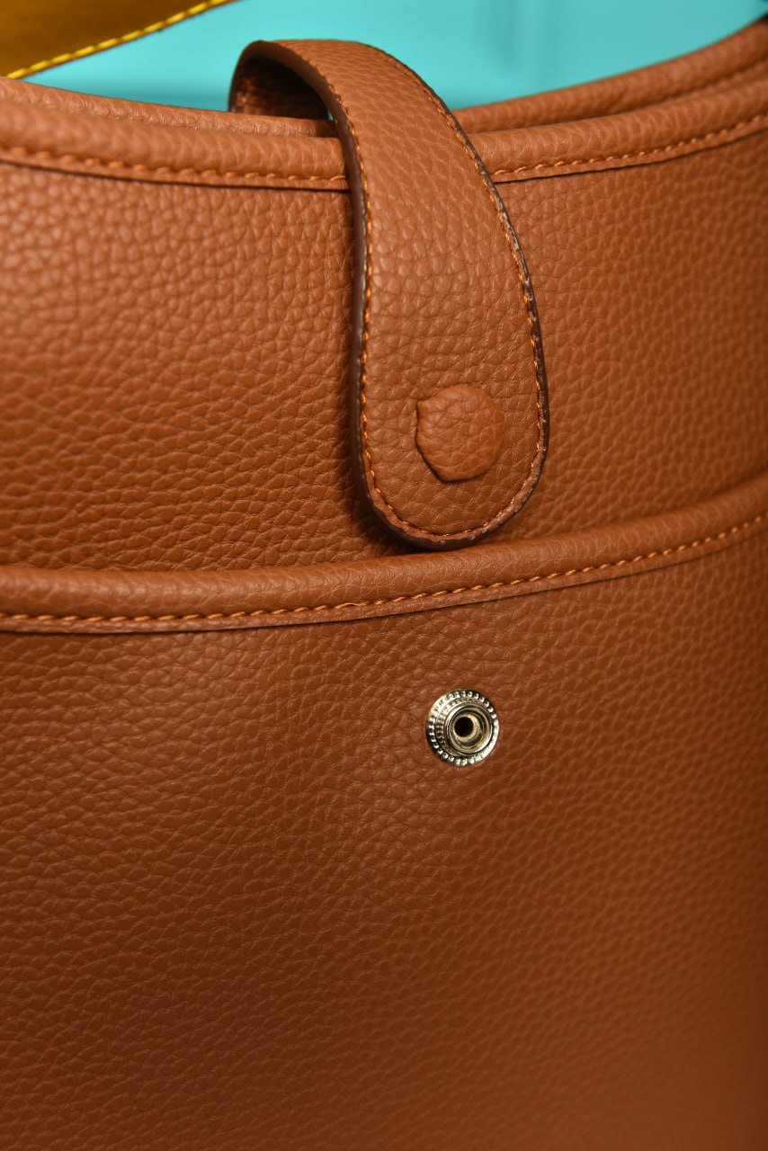 Evelyne Crossbody