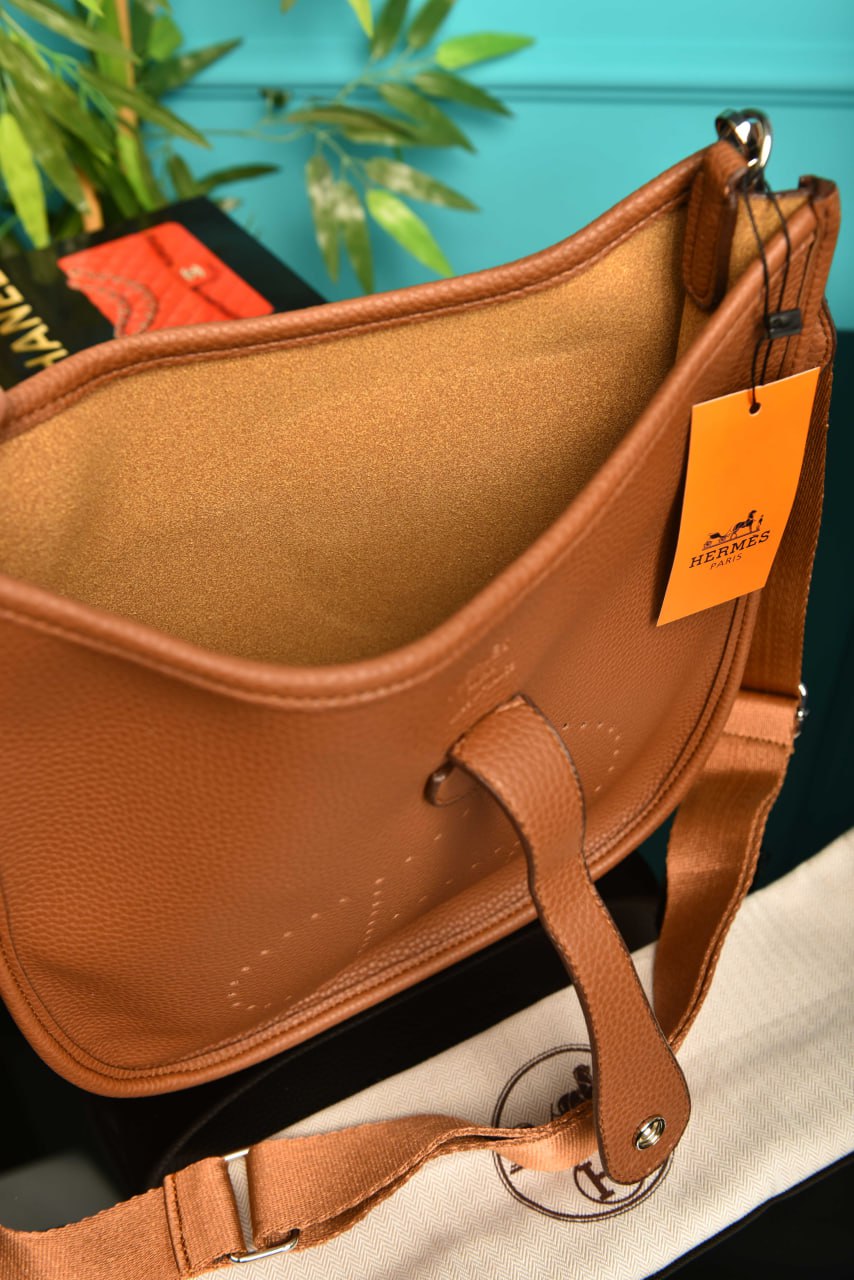 Evelyne Crossbody Bag