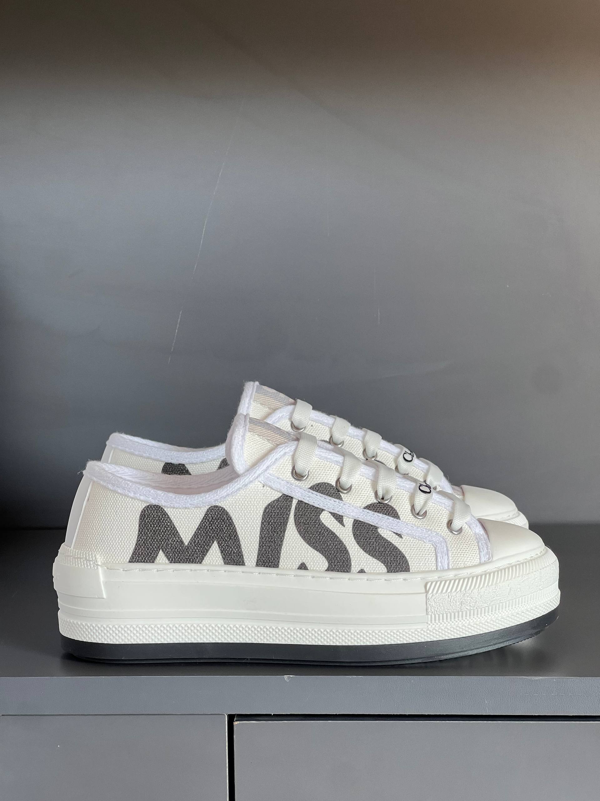 D10r - Chaussures de saison