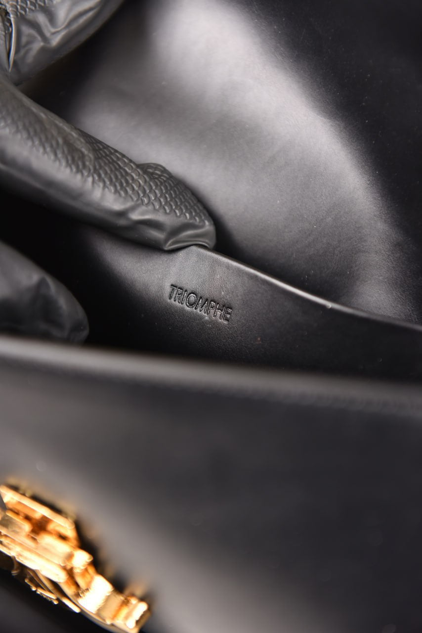 CLN - Triomphe Bag in Shiny