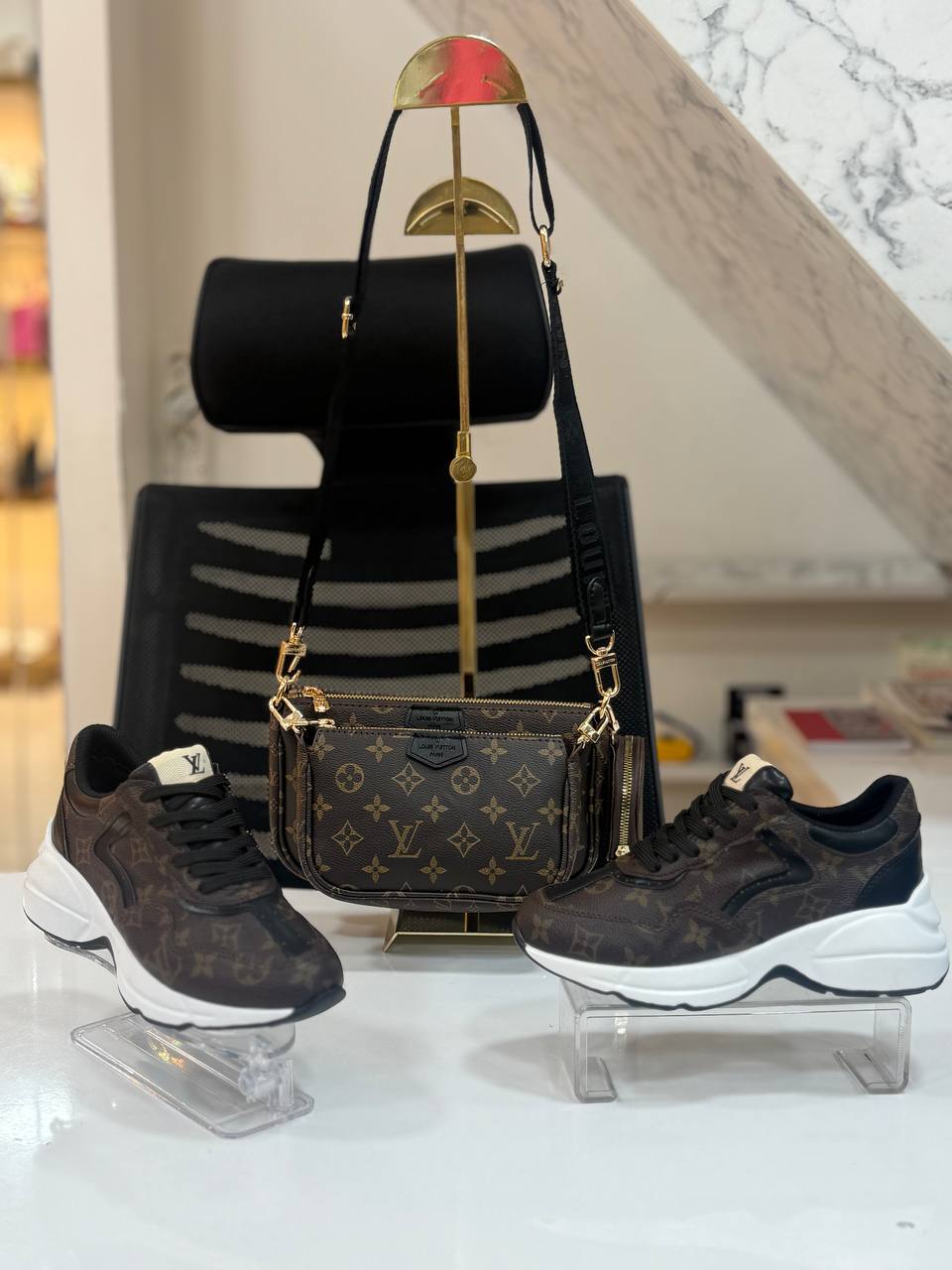 Taschen und Schuhe
