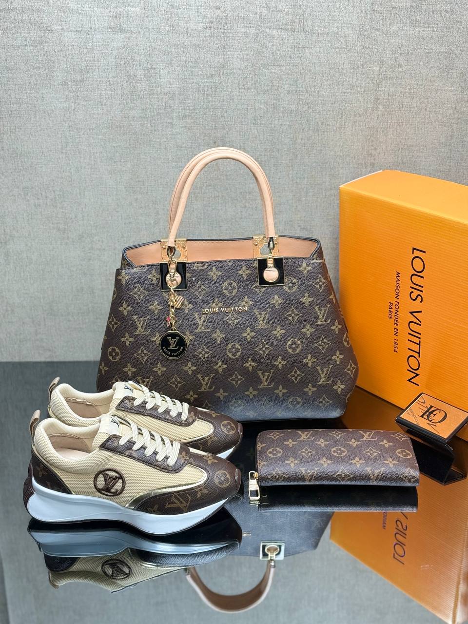 Sac - Chaussures et Portefeuille