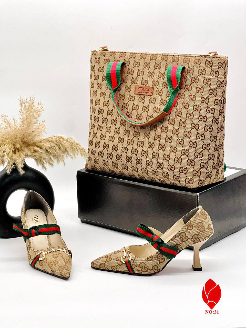 Sac et chaussures GG