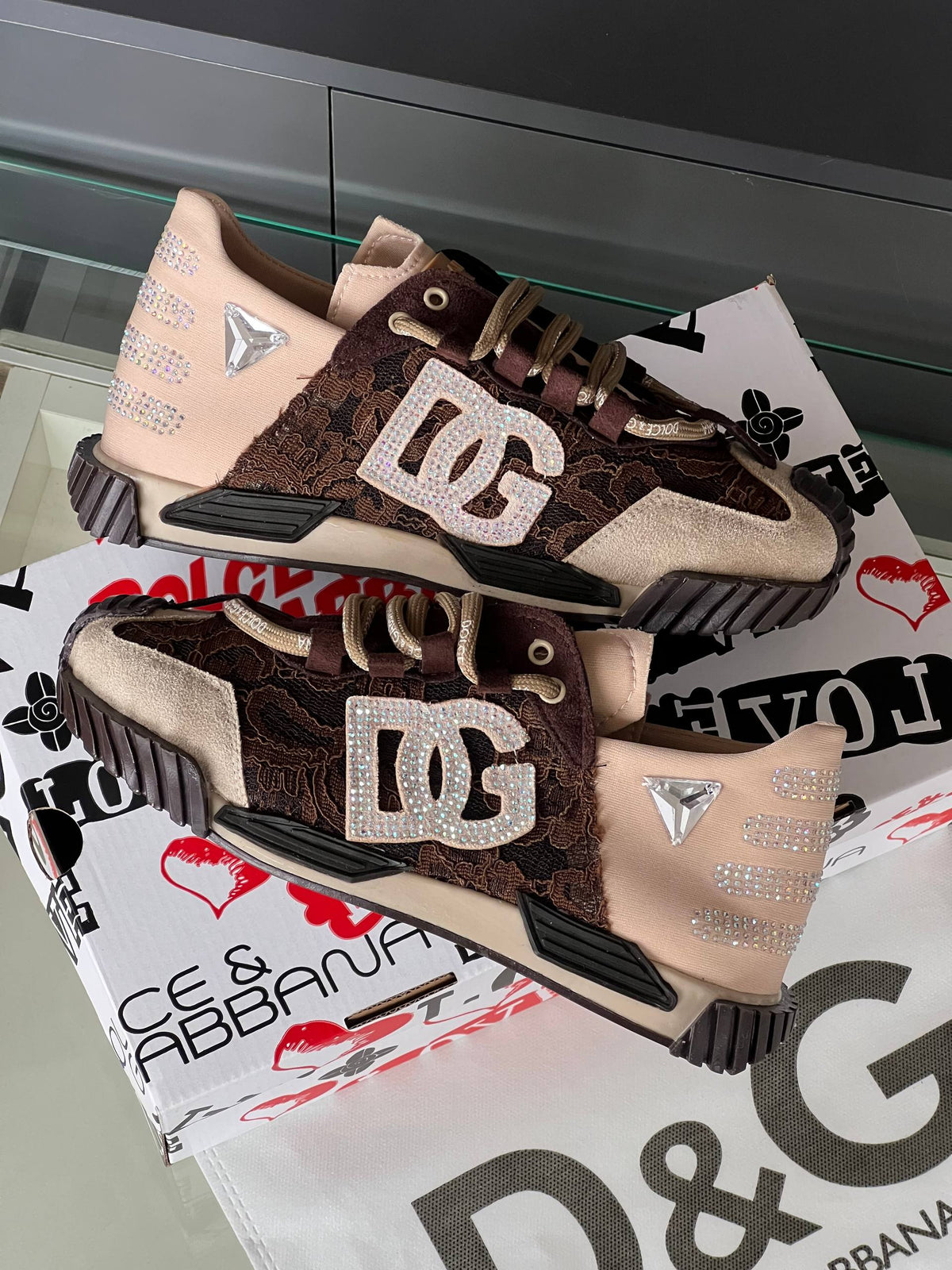 D -Schuhe