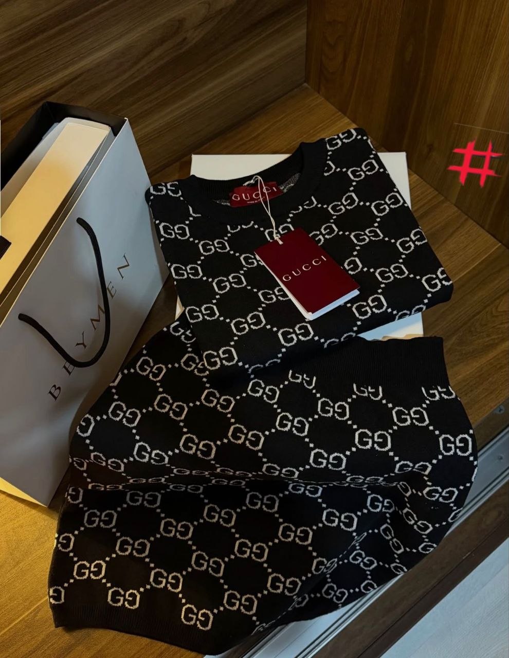 G - Knitwear Suit