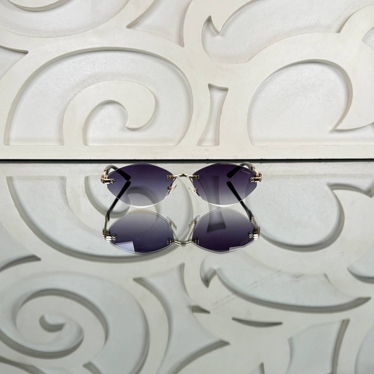C - Lunettes de soleil