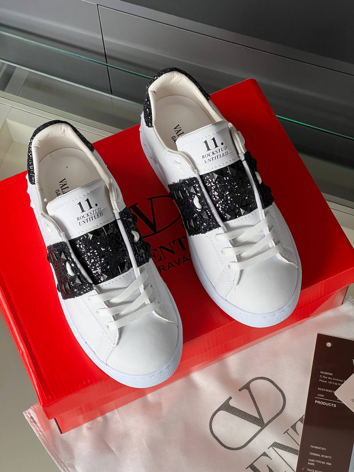 V-SHOES