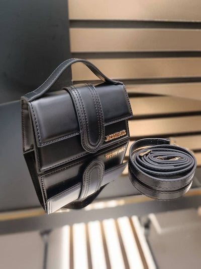 Tasche und Pantoffel