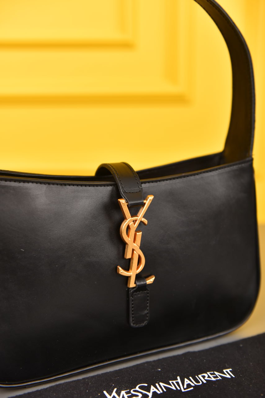 Le sac hobo Le 5 A 7