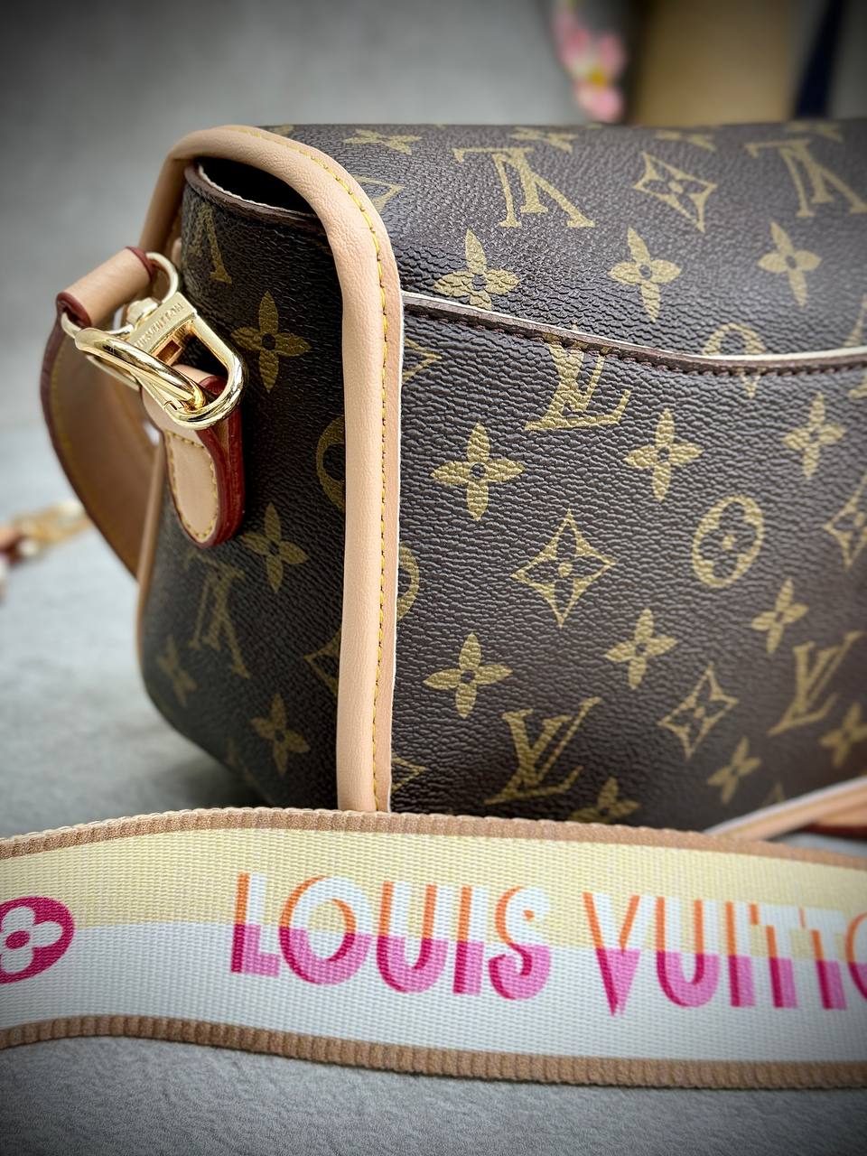 L - Diane Tasche