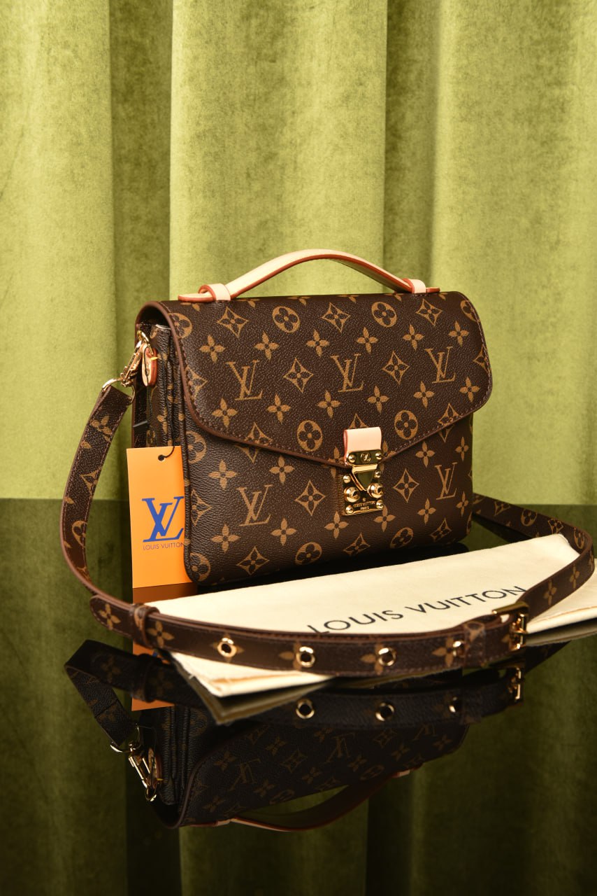 Metis Pochette