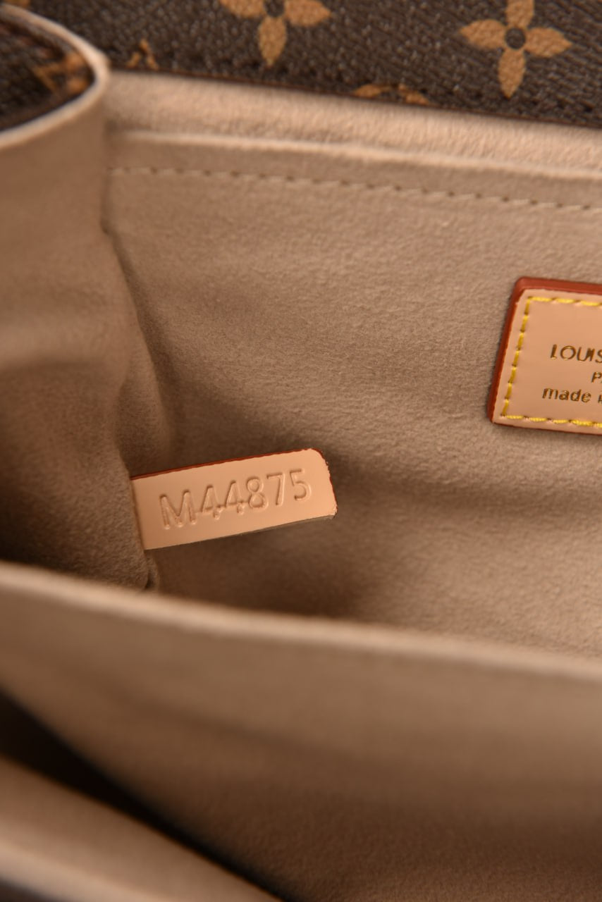 Metis Pochette