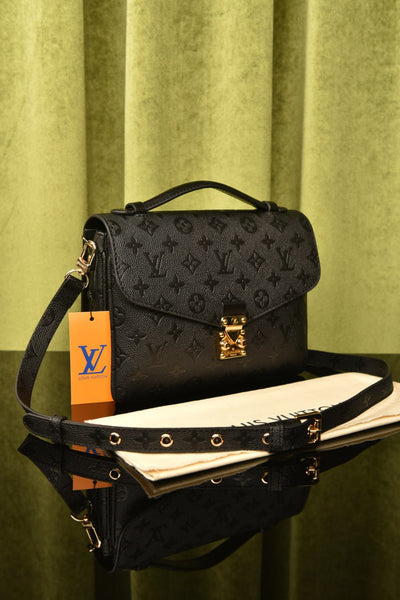 Metis Pochette Schwarz