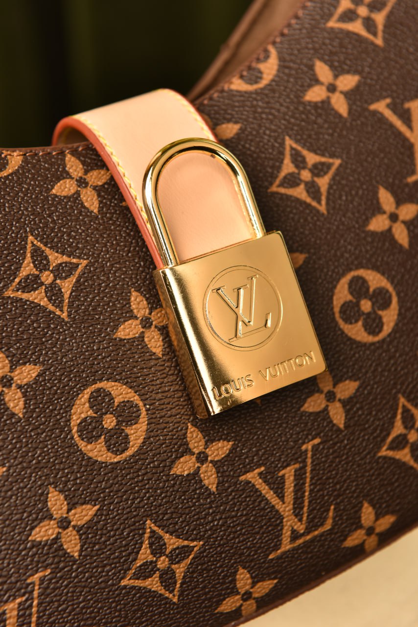 Low Key Shoulder Bag