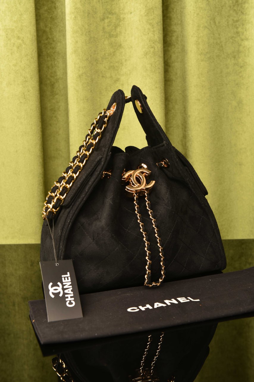 25 Small Suede