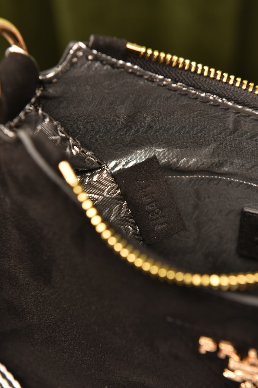 PRD – Kleine Schultertasche aus Leder