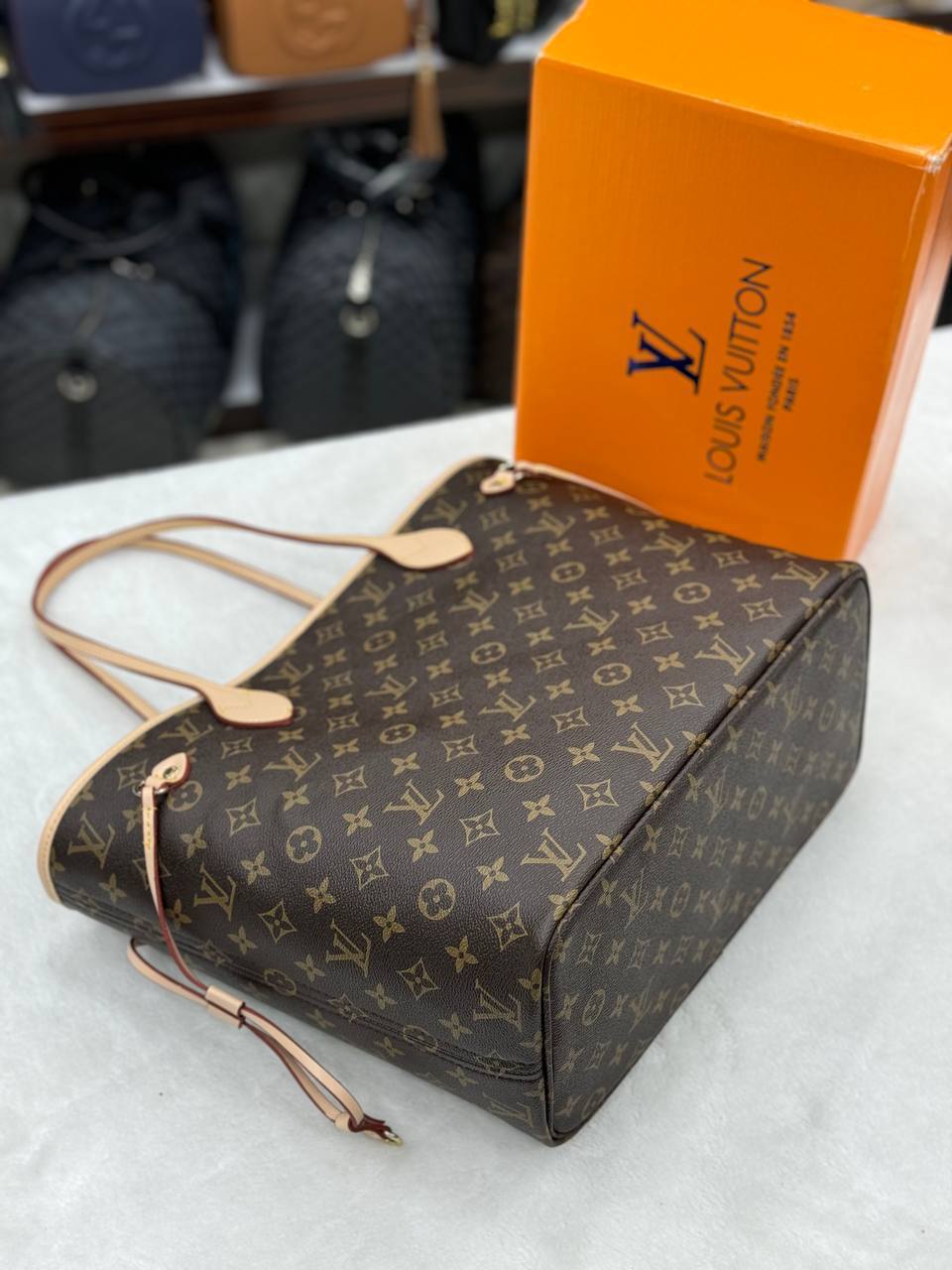 Neverfull (Classic)