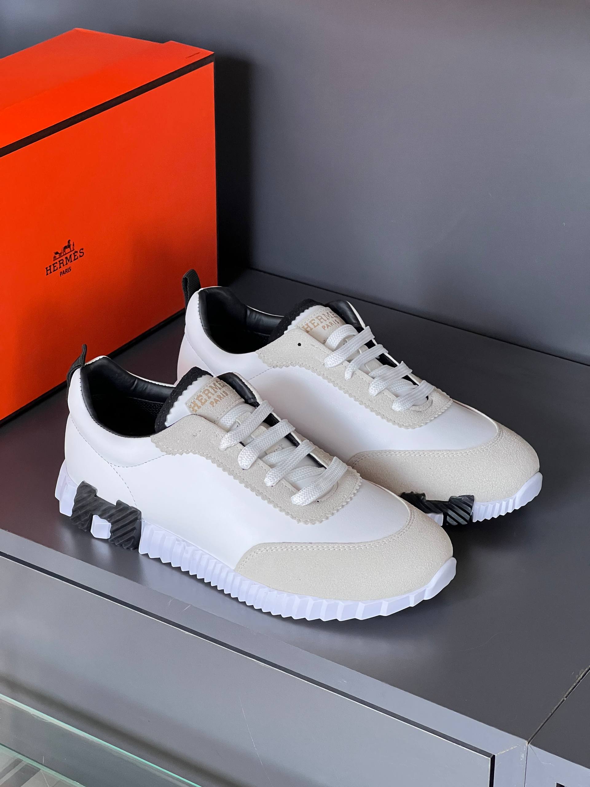 HMS Paris and 2. Shoes