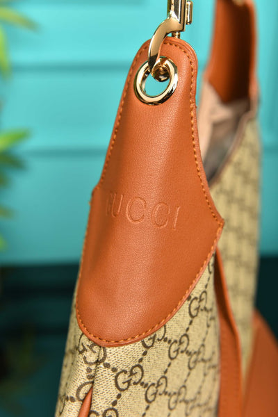 B Große Schultertasche