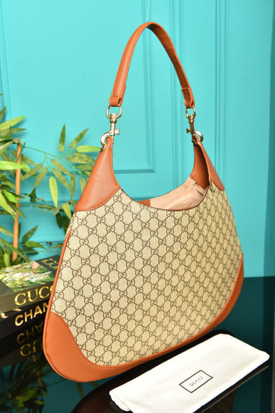 B Große Schultertasche