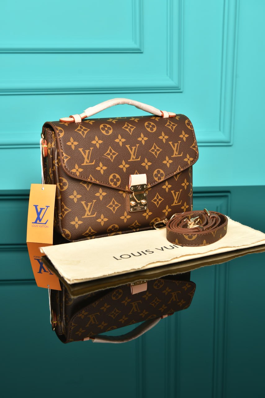 Metis Bag and Shoes
