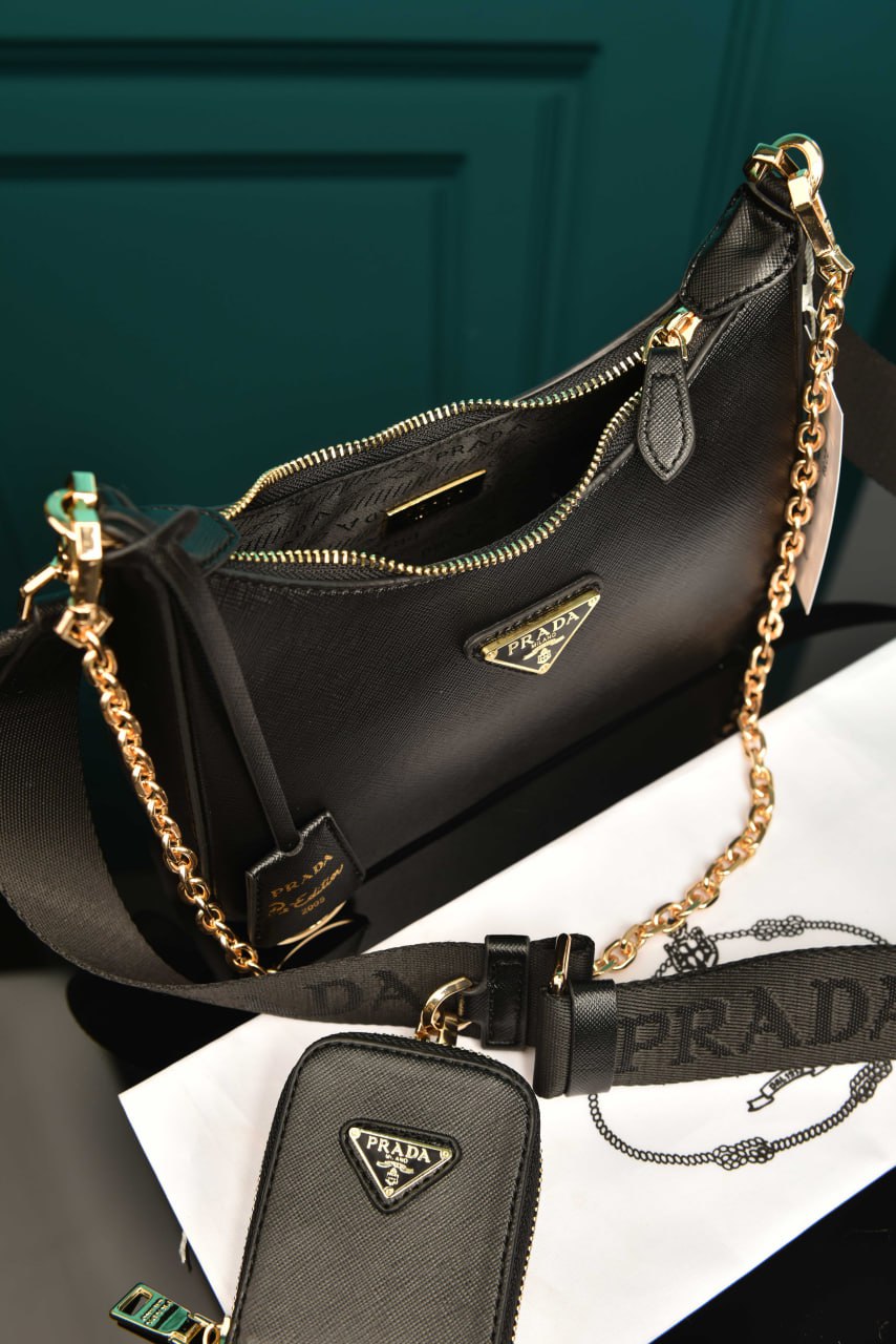 Sac en cuir Saffiano Re-Edition 2005