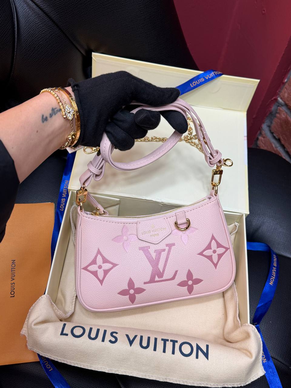 Easy Pouch On Strap - (Video)