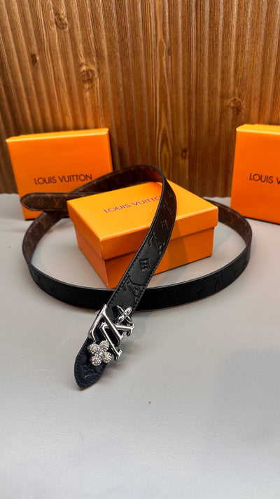 Ceinture à Boucle en Acier