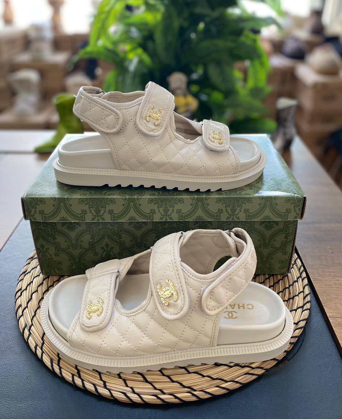 CH - Slipper