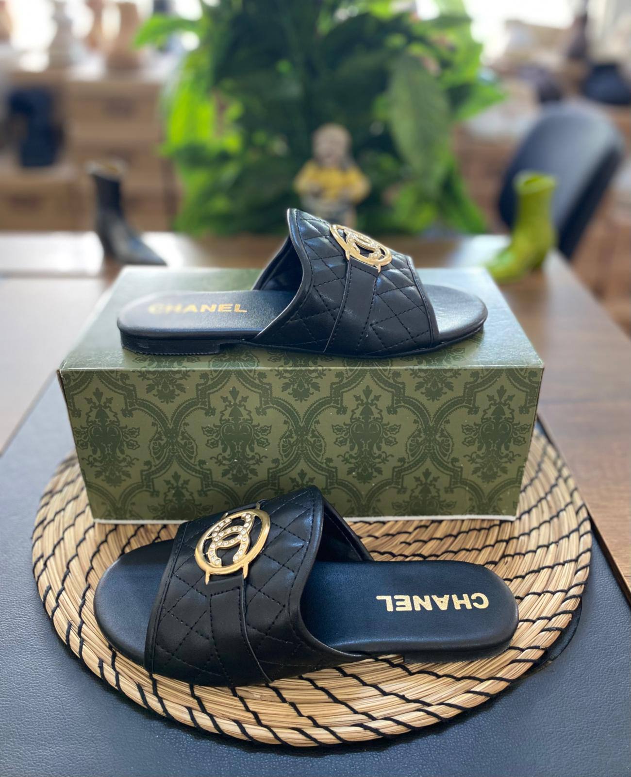 CH - Slipper