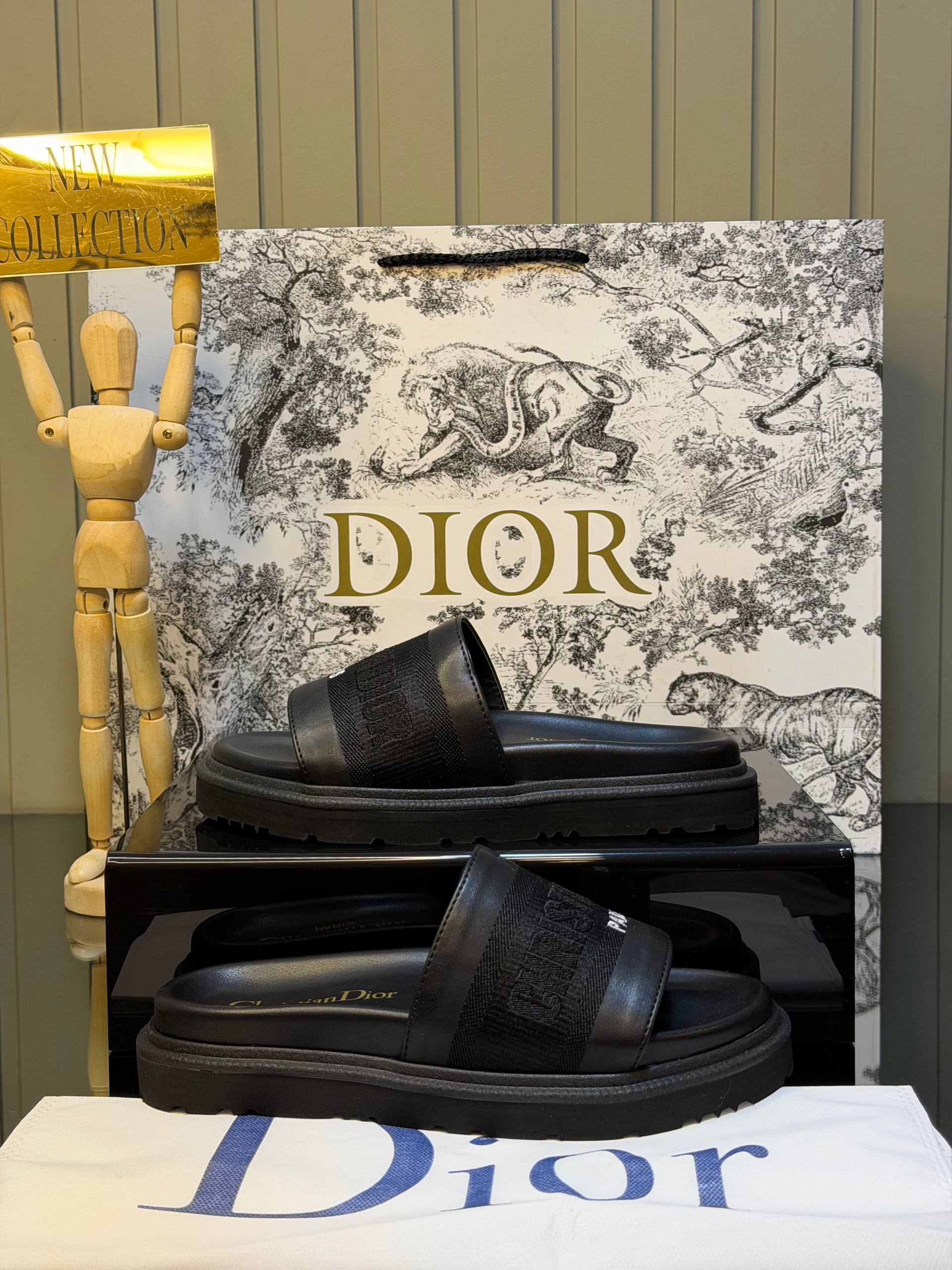 CD - Slipper