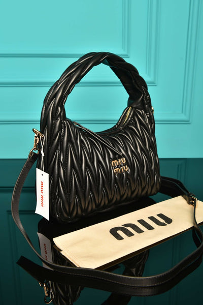 MM Wander Bag and Slipper