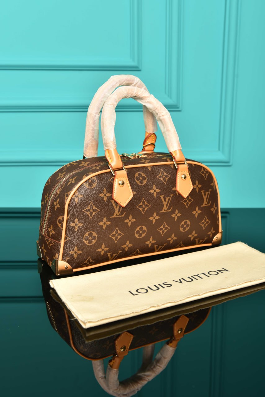 Handbag East-West