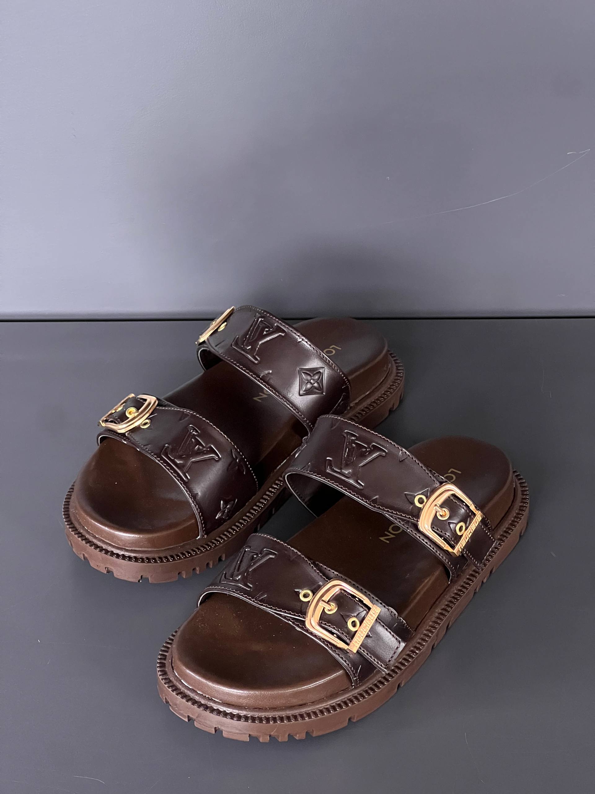 LVS - Slipper