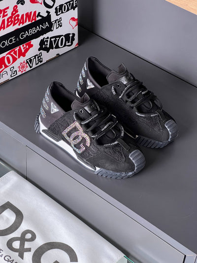 D - Shoes