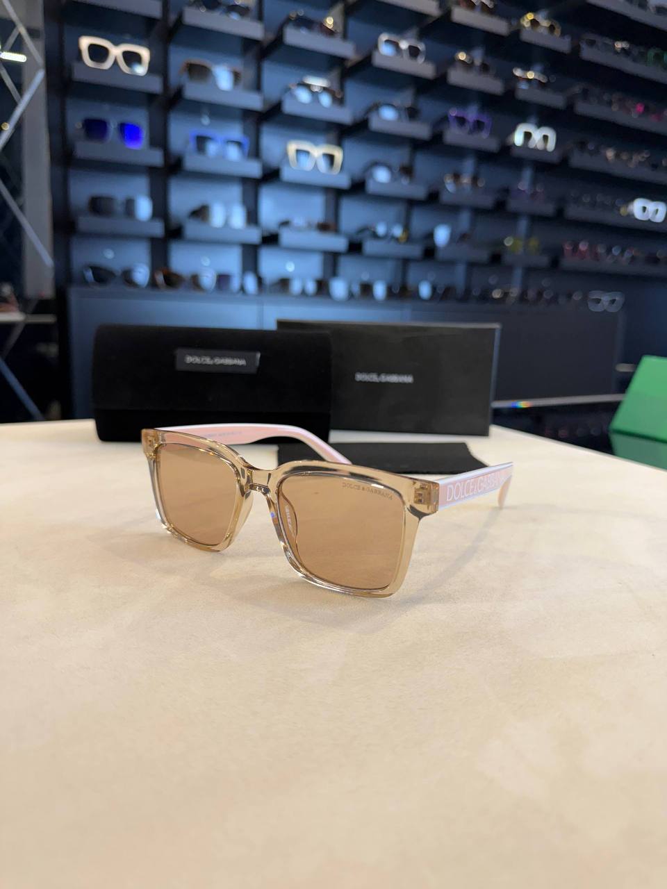 D - Sunglasses
