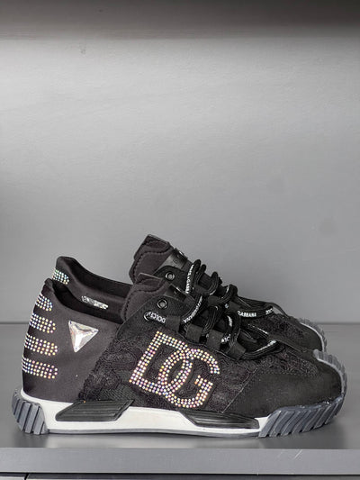 D - Shoes
