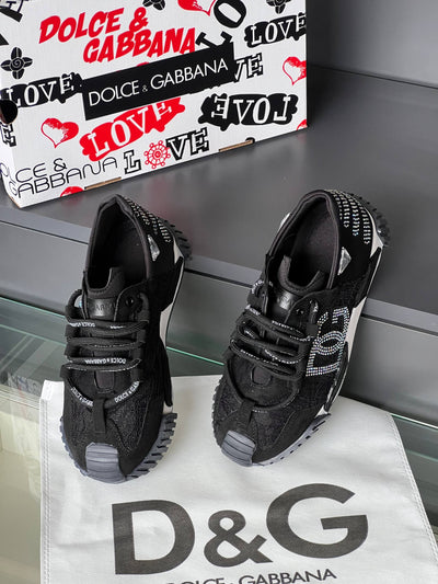 D - Shoes
