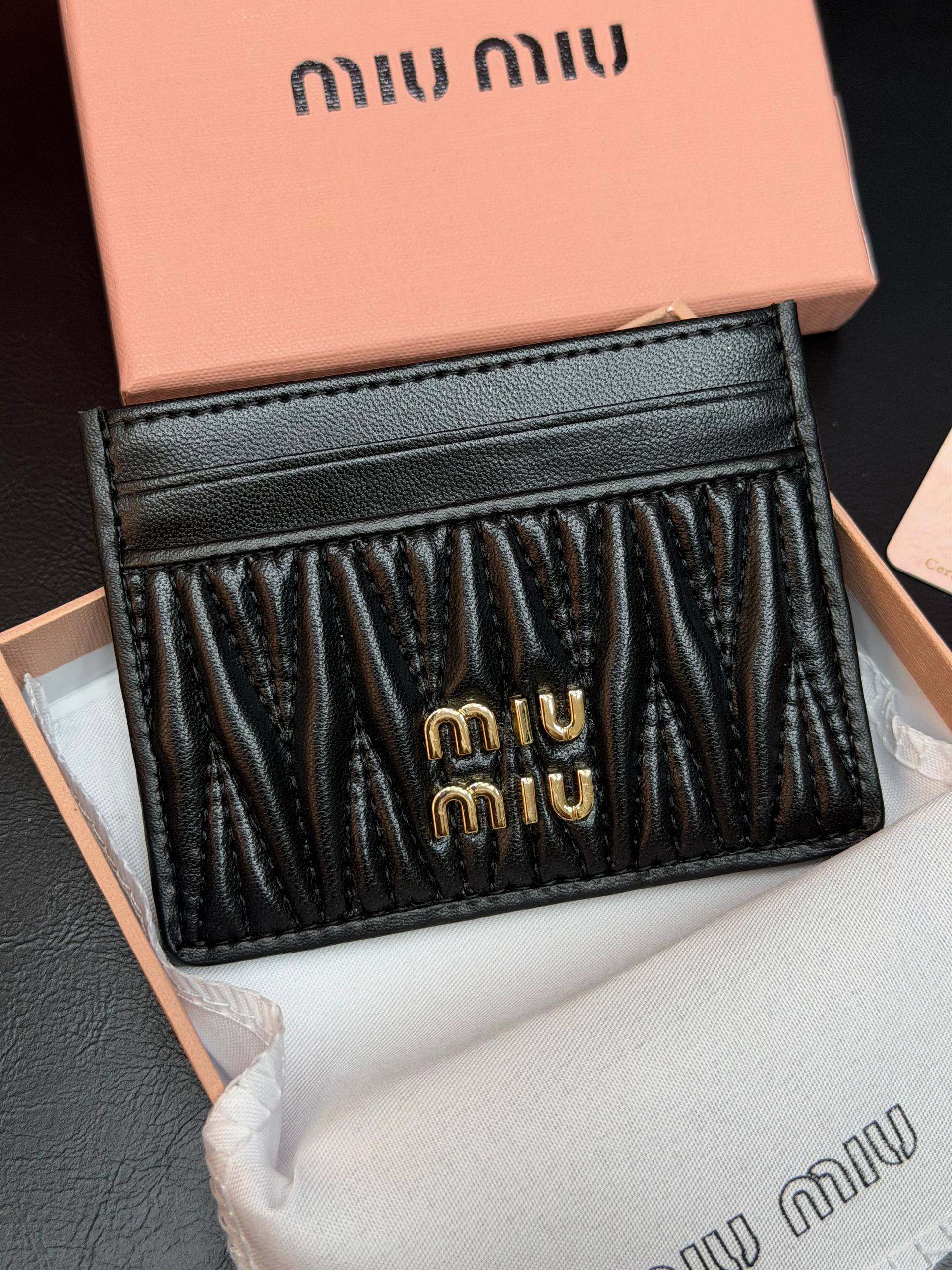 MM - Card