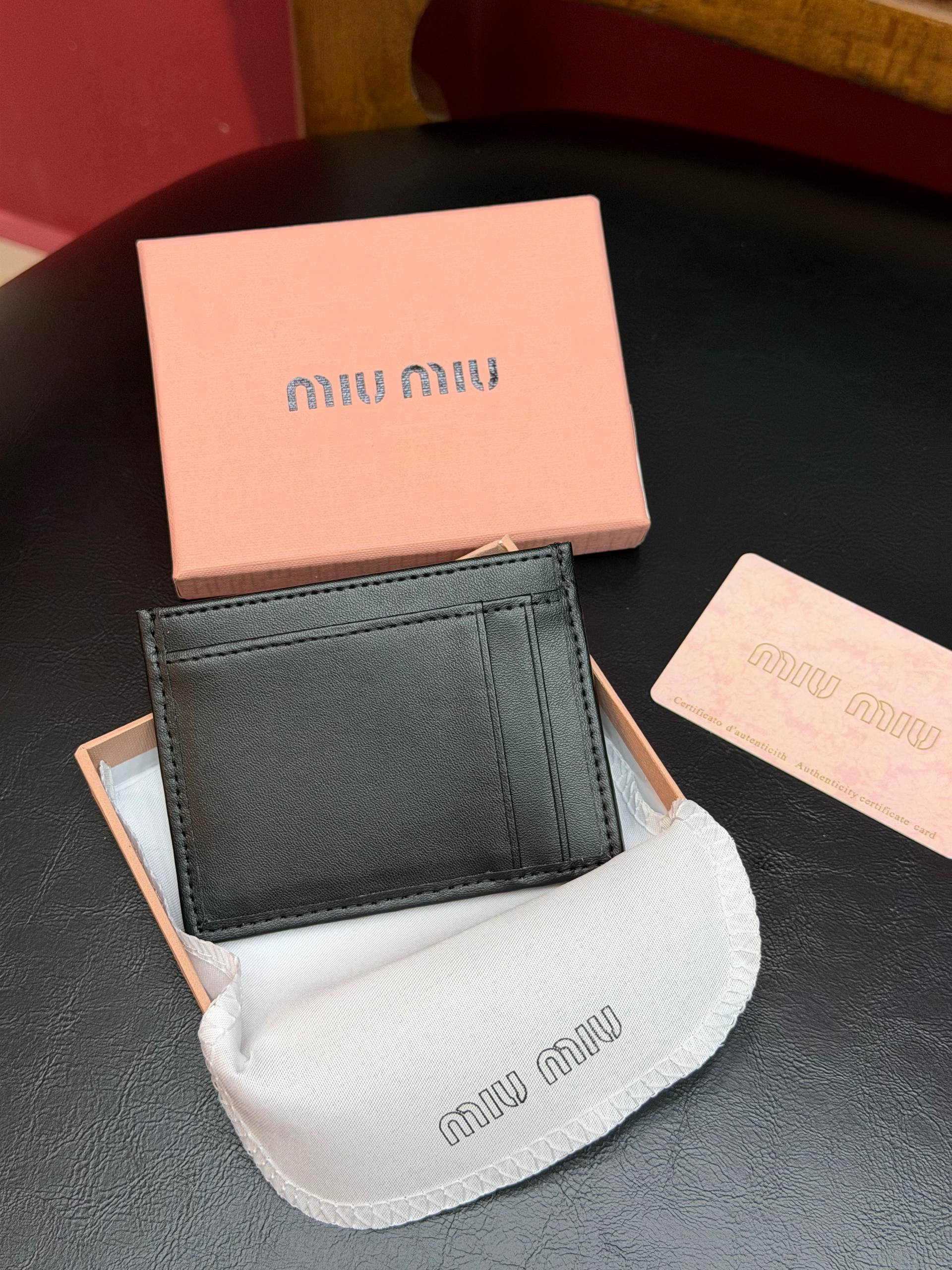MM - Card