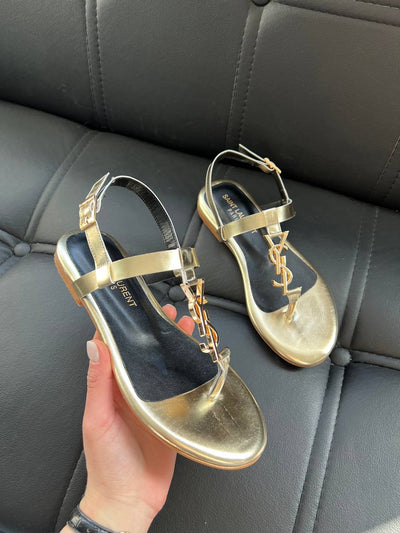 'Y Sandals