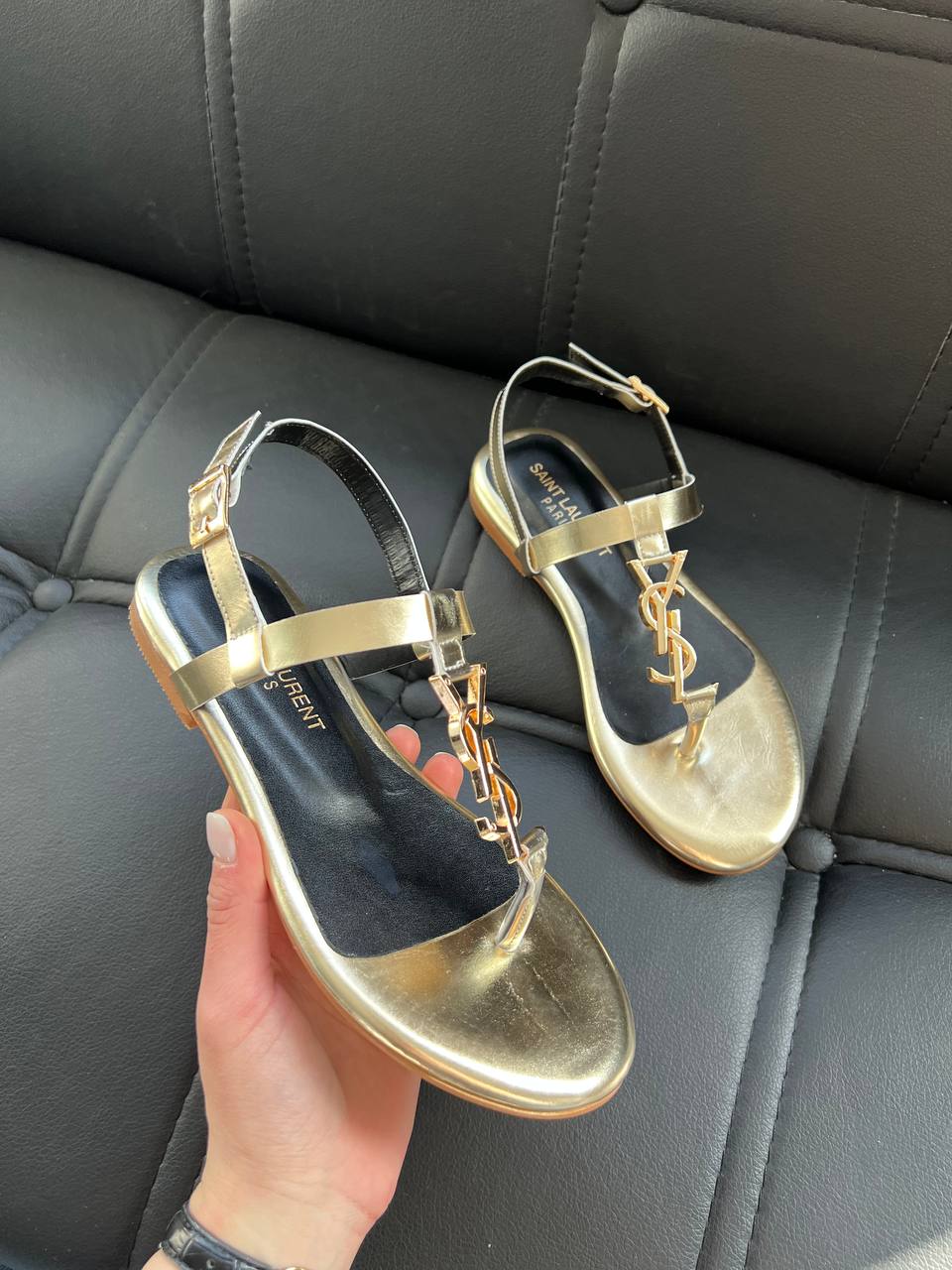 'Y Sandals
